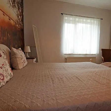 Peaceful Hideaway In Gorow